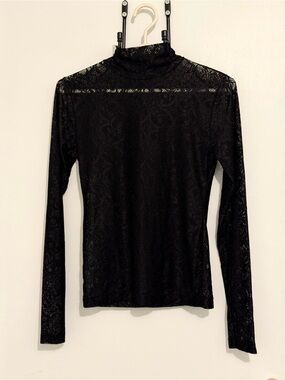 MIMI & COCO Black Lace Mock Neck Long-Sleeve Top